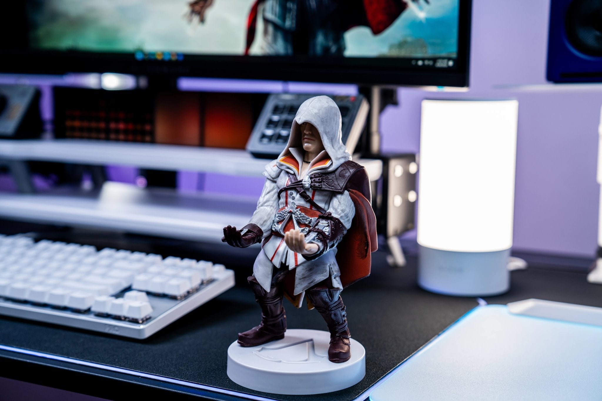 Shop the Assassin’s Creed Collection – officially licensed Cable Guys featuring Ezio Auditore. Functional and collectible device holders for phones, controllers, and more, perfect for gamers and fans of the iconic franchise.