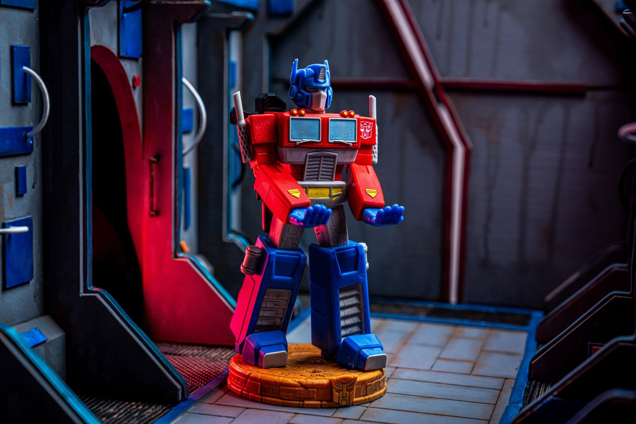 Transformers: Optimus Prime Cable Guys Phone and Controller Holder