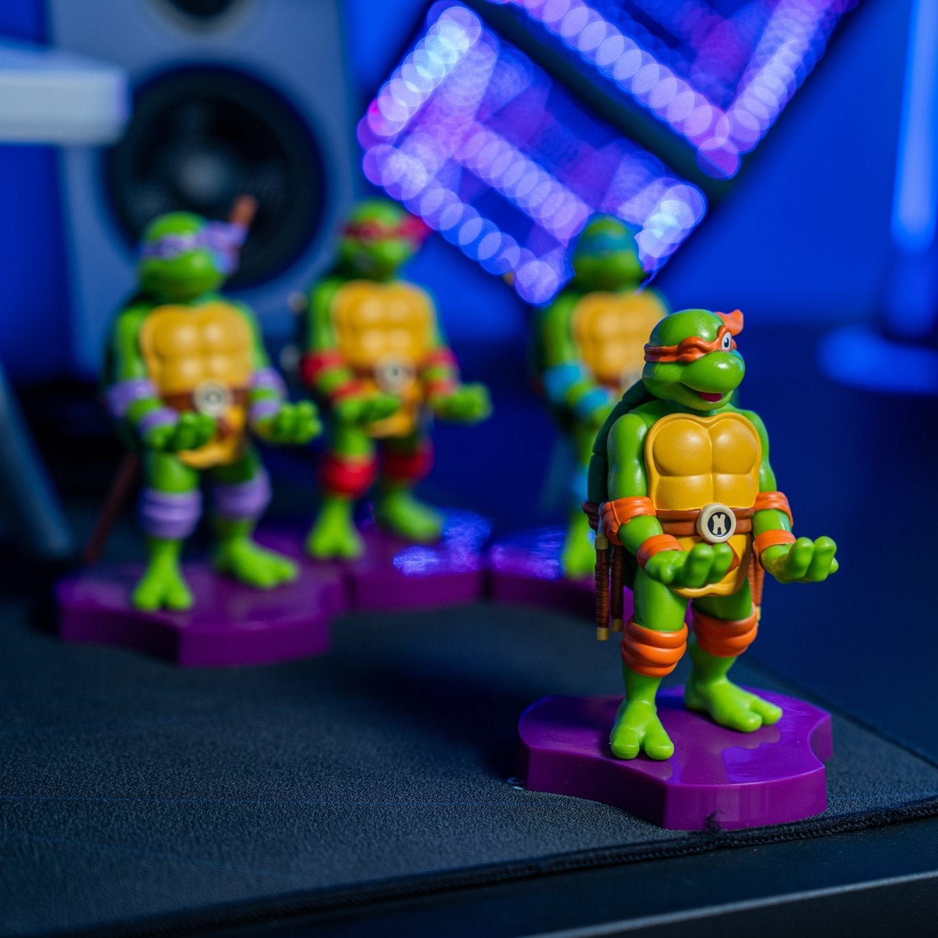 TMNT: Michaelangelo Holdems, Mini Cable Guys Phone Stand and Device Holder - EXG Pro