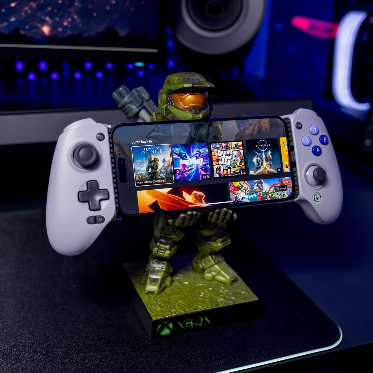 Halo: Master Chief Infinite Light - Up Square Base Cable Guys Phone Stand & Controller Holder - EXG Pro