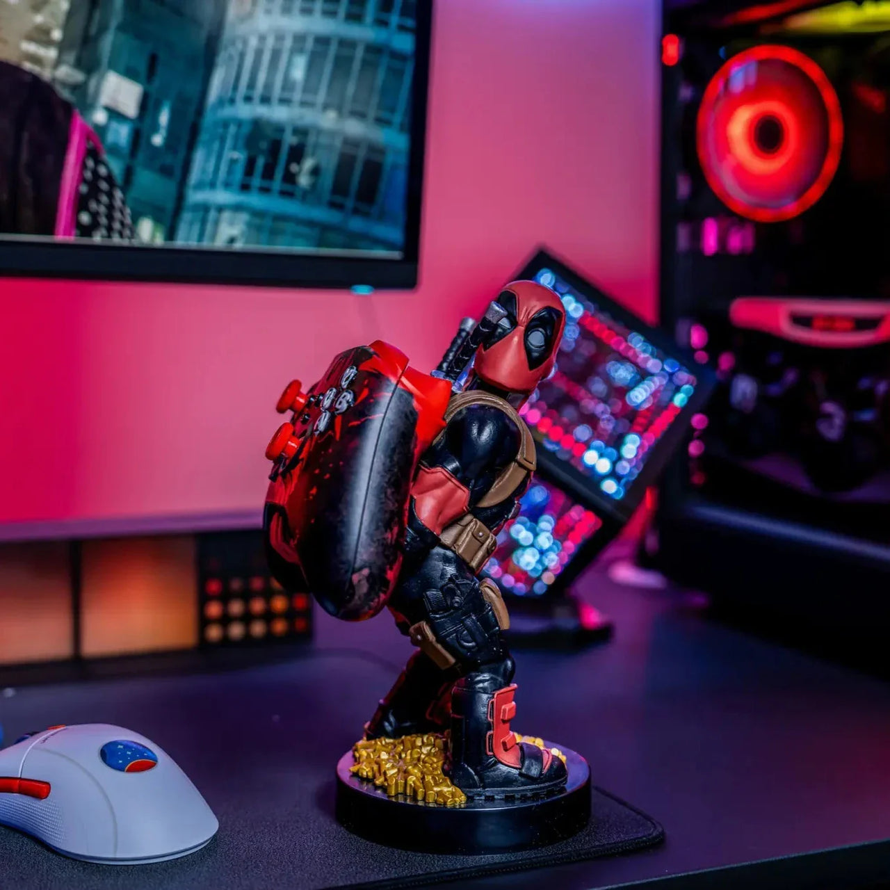 Marvel Deadpool 'Bringing Up The Rear' Cable Guys Controller Holder and ...