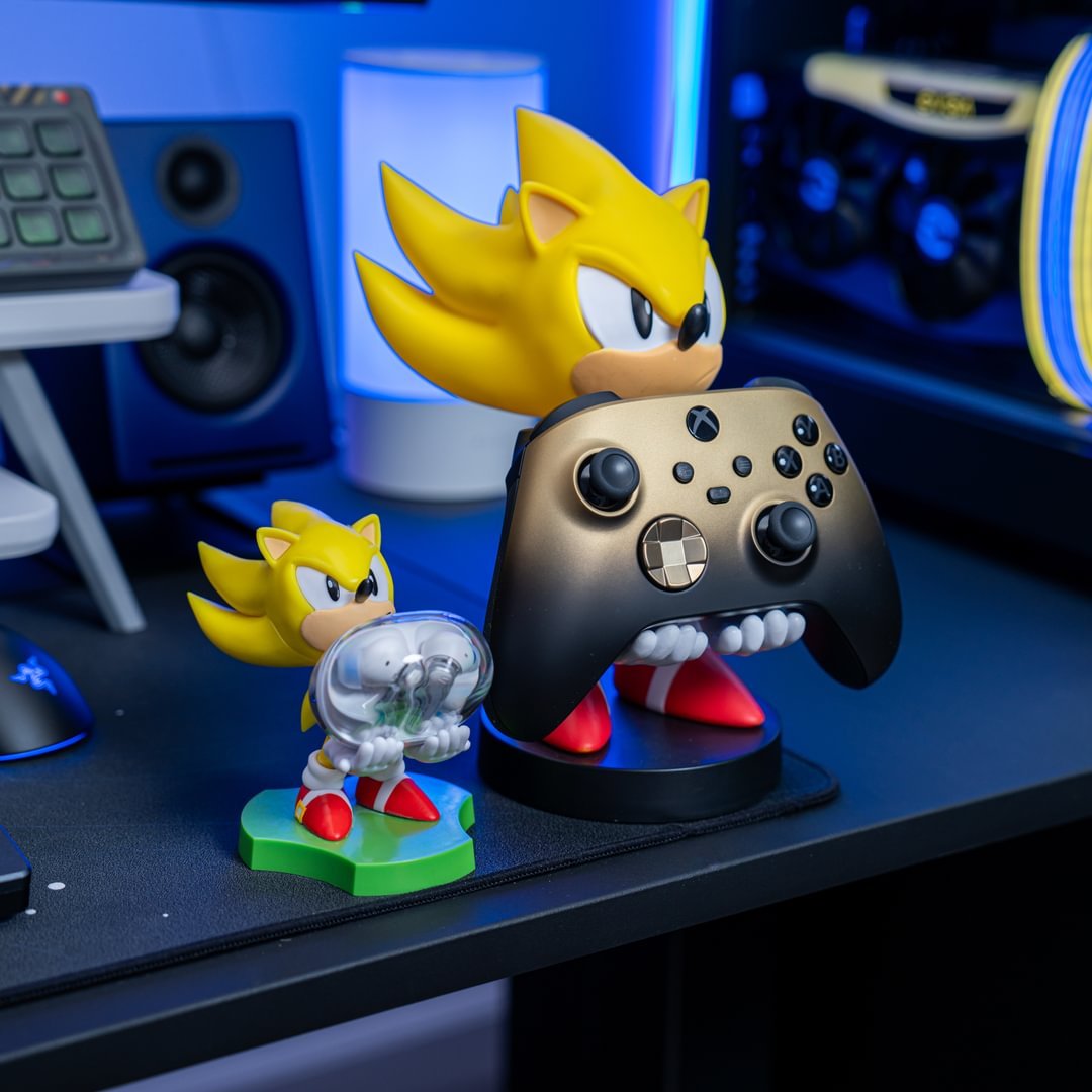 SEGA: Super Sonic Holdems, Mini Cable Guys Phone Stand and Device Holder - EXG Pro