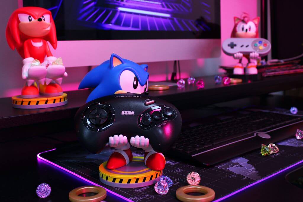 Sliding Sonic Cable Guy Phone and Controller Holder